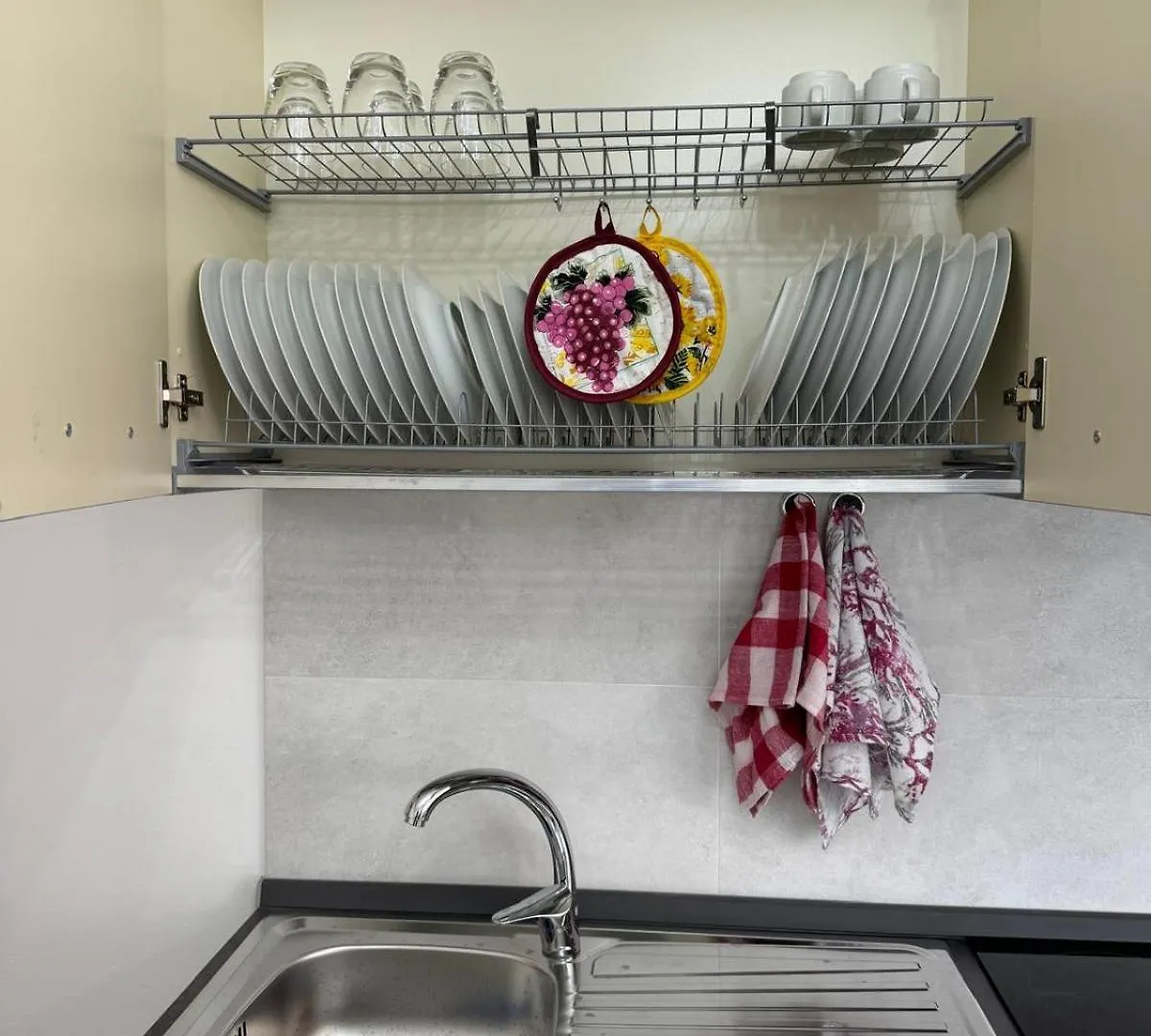 Hotel apartamentowy Villa Fontana 56 Marina dʼMarina dʼAndora Włochy