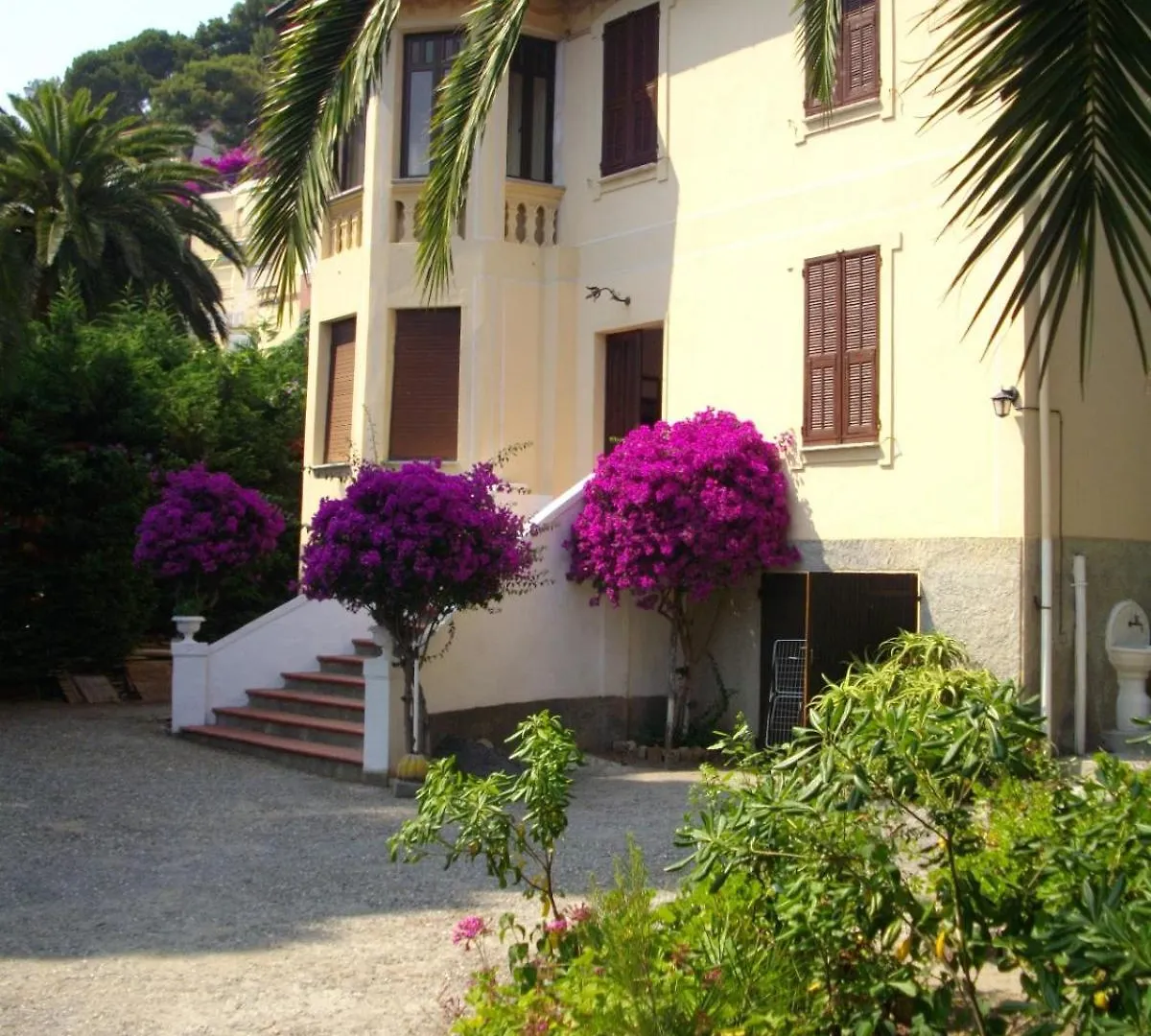 Villa Fontana 56 Marina dʼMarina dʼAndora 0*,  Itálie